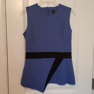 G.I.L.I  NWOT ponte knot top